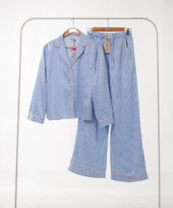 ست پیژامه بلوز و شلوار بلند راه راه با مغزی صورتی