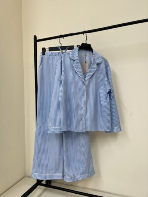 ست پیژامه بلوز و شلوار بلند راه راه با مغزی نقره ای